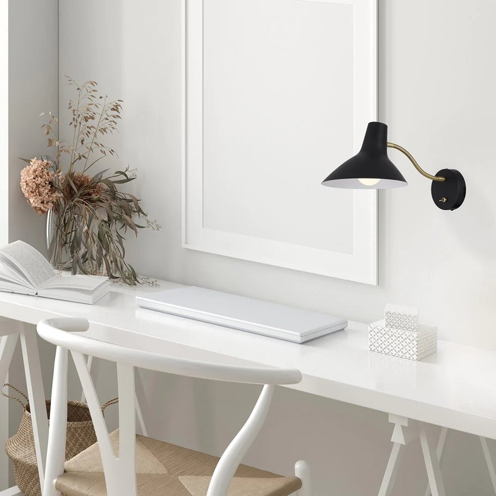 Farbon Short Indoor Wall Light in Black or White - Mases LightingTelbix