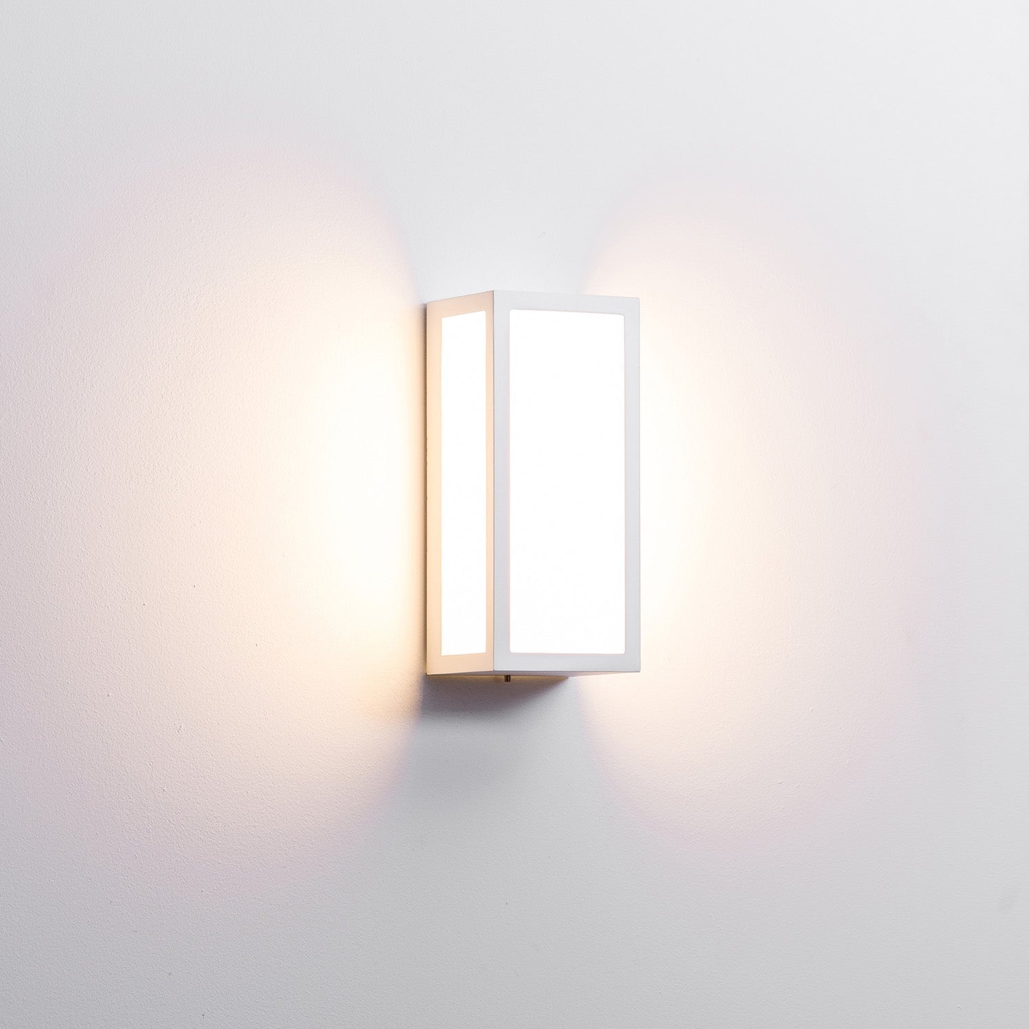 LED Outdoor Wall Light 12w in Black or White Havit Lighting - HV3669T - Mases LightingHavit Lighting