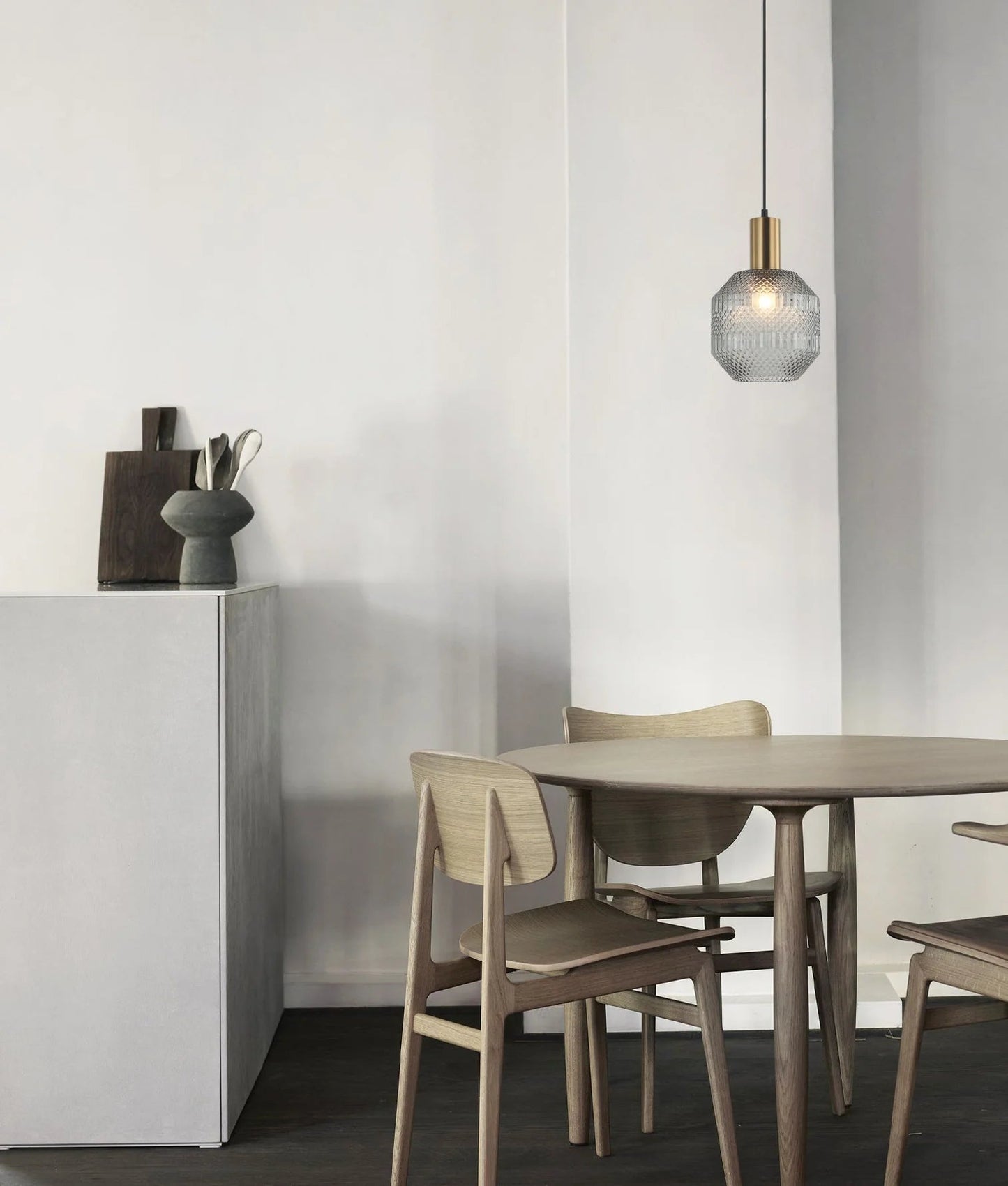 CLA MARACA: Interior Glass Jar With Quadrilateral Segment Pendant Lights - Mases LightingCLA
