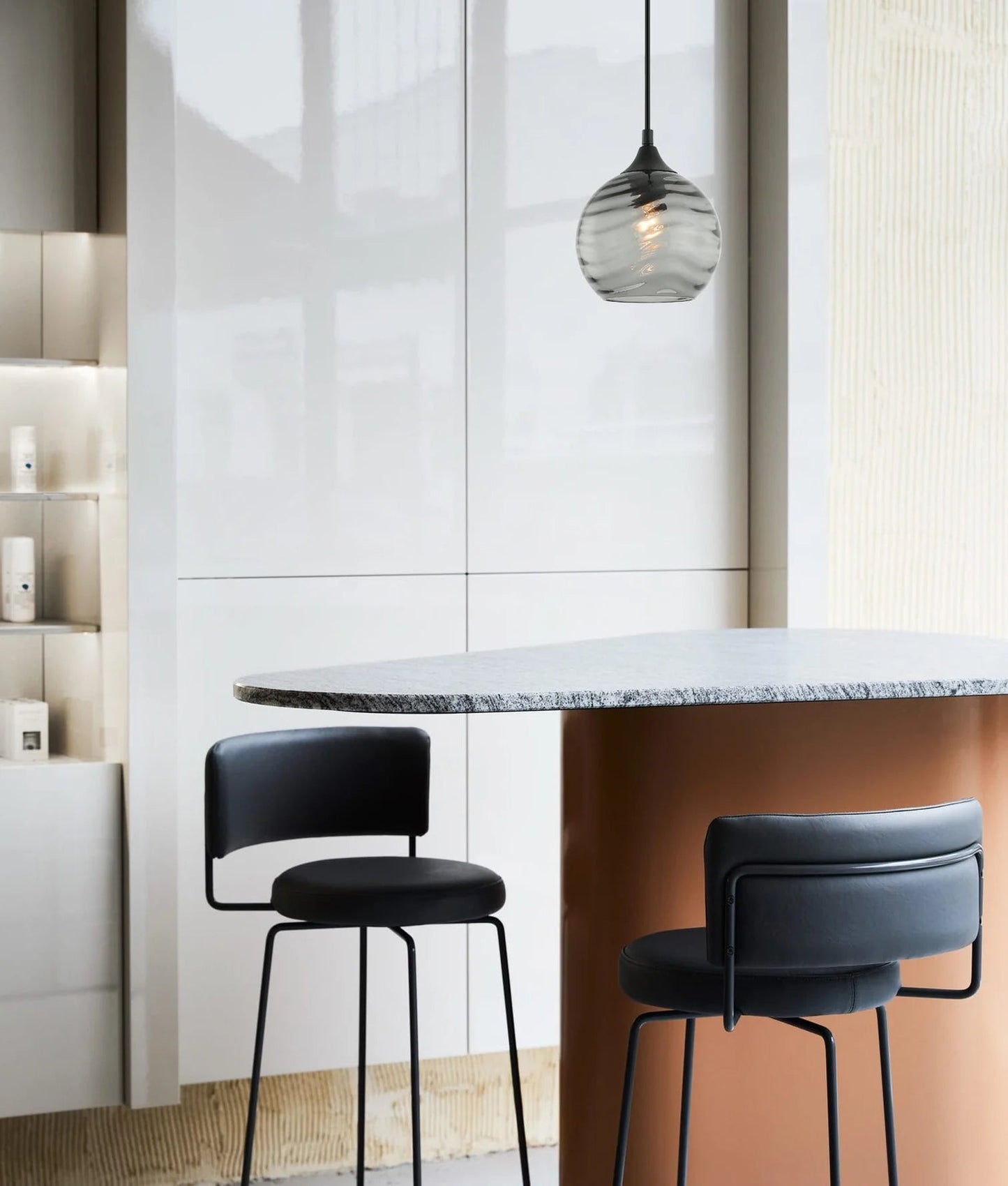 CLA MARBRE: Modern Retro Interior Wine Glass Wavy Glass Pendant Lights - Mases LightingCLA