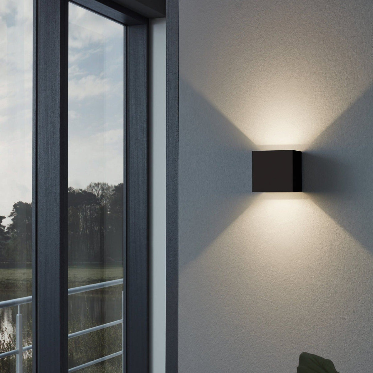 Eglo Calpino Wall Light Black - Mases LightingEglo