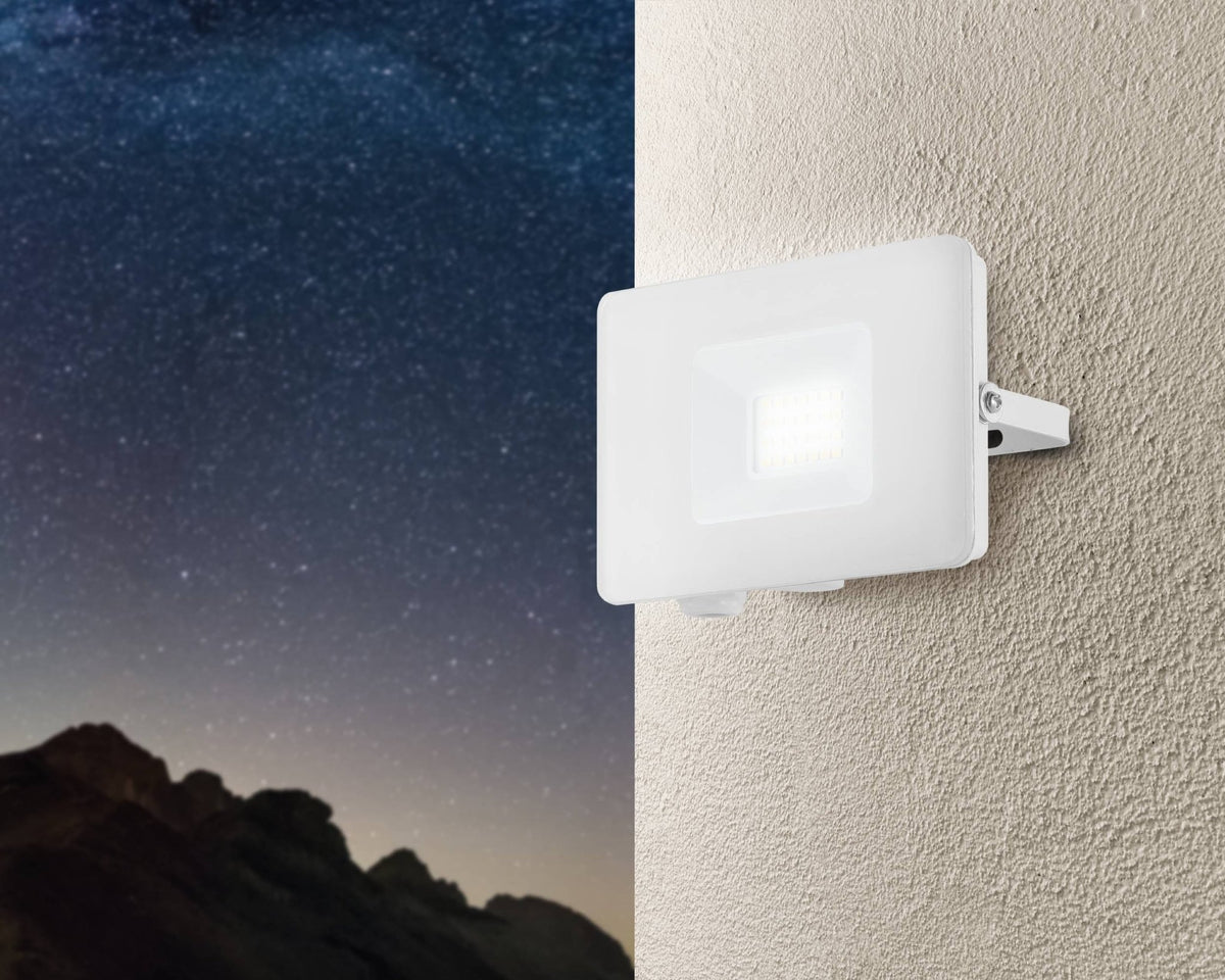 Eglo Faedo 3 Wall Light White -20W - Mases LightingEglo