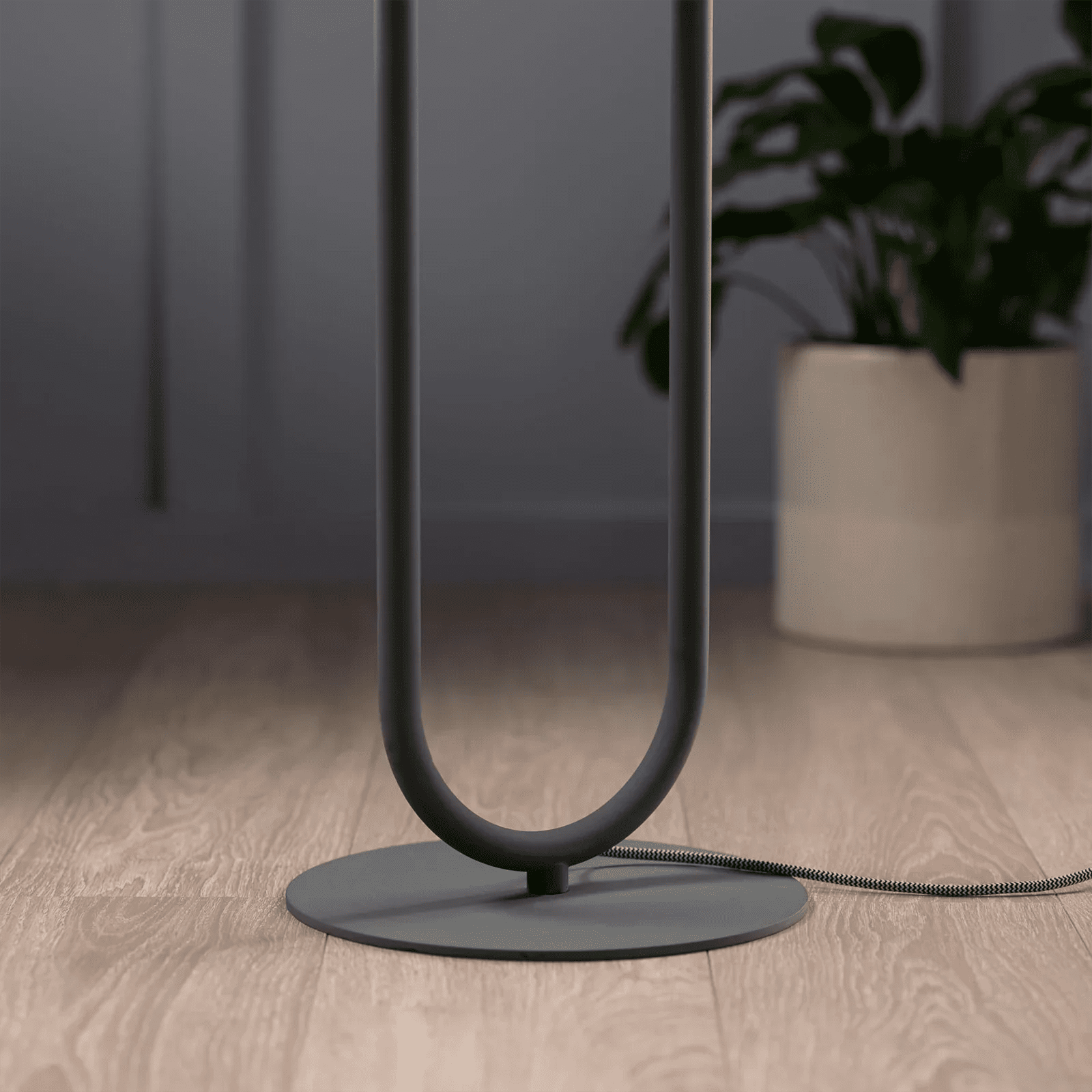 Mayfield Esta Floor Lamp - Mases LightingMayfield Lighting
