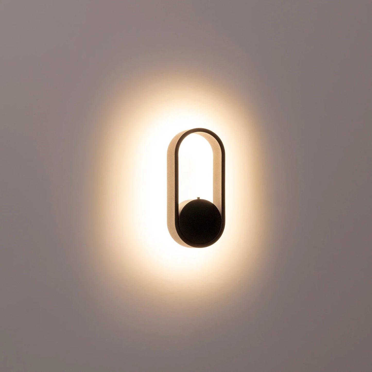 Ovale Indoor LED Wall Light in Black, Black/Brass, White, White/Brass Havit Lighting - HV8080T - Mases LightingHavit Lighting