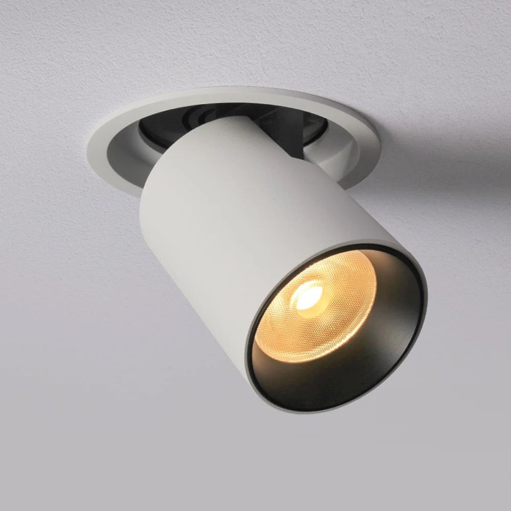 Infinite Focus spotlight version, deep-set adjustable COB, low glare